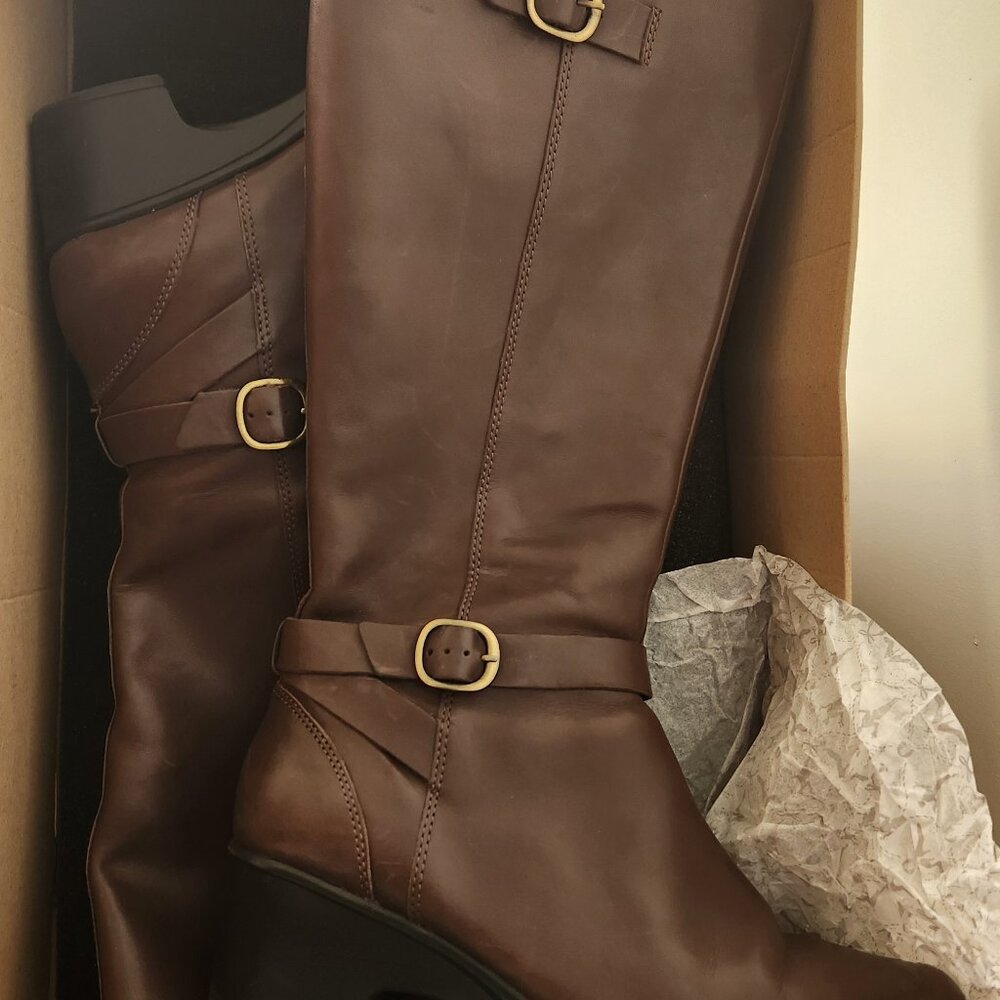Clarks Brown Leather (Malia Poplar) Boots size 11 m Women's knee high Boots